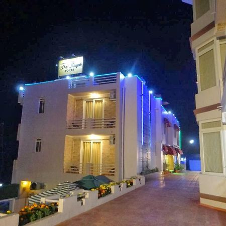 The Royal Court Hotel Nainital Buitenkant foto