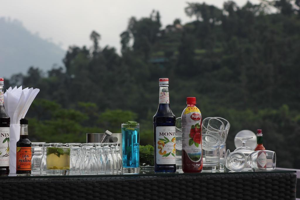 The Royal Court Hotel Nainital Buitenkant foto
