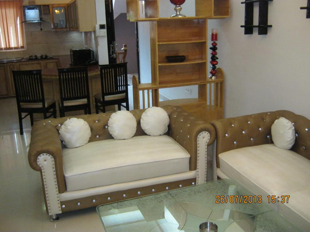 The Royal Court Hotel Nainital Buitenkant foto