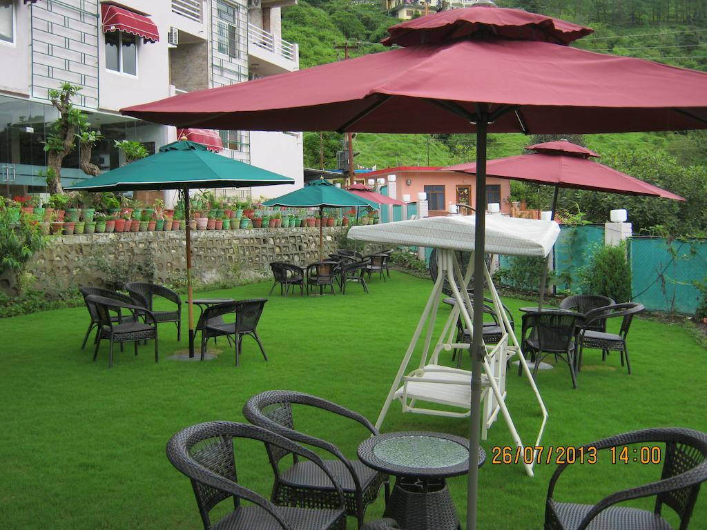 The Royal Court Hotel Nainital Buitenkant foto