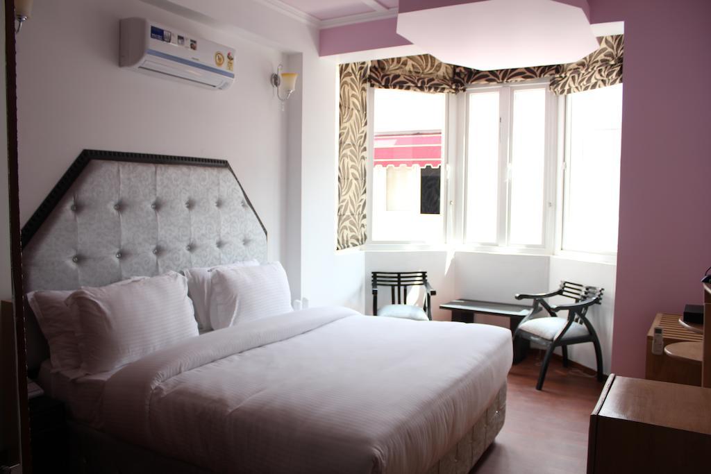 The Royal Court Hotel Nainital Kamer foto